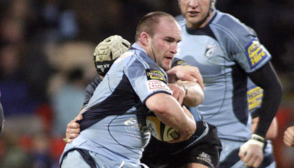 Gareth Williams (pictured) and Deiniol Jones have signed new contracts with Cardiff Blues