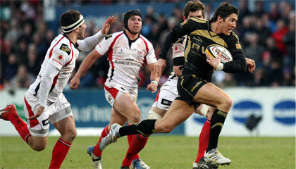 James Hook breaks through to score the first of his two tries