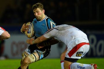 Scarlets confirm signing of Scottish international John Barclay