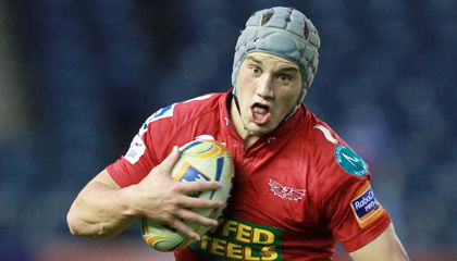 Heart of a Lion - Jonathan Davies thanks Scarlets for support back home