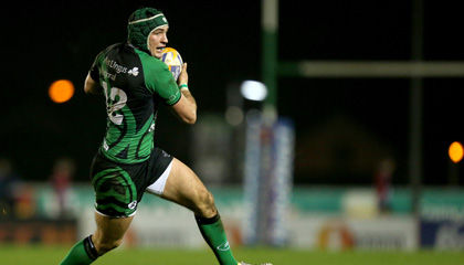 Dave McSharry has signed a contract extension keeping him with Connacht Rugby until the summer of 2015.