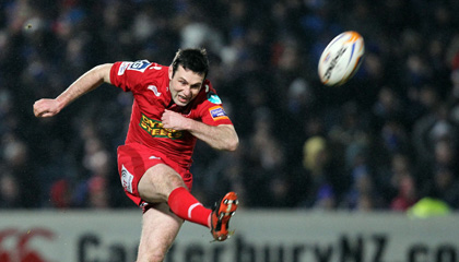 Scarlets bid fond farewell to Stephen Jones