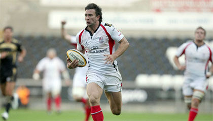 Simon Danielli races clear to score Ulster's second try