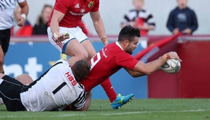 Magnificent seven as Munster go top of Guinness PRO12