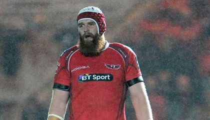 Scarlets boosted by international returns for PRO12 clash