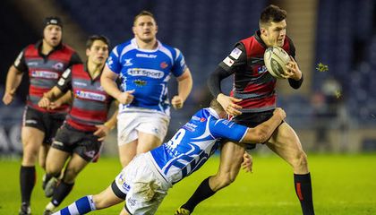 Hoyland and Kinghorn in for Scarlets showdown