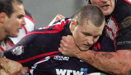 Ken Owens in action for the Scarlets