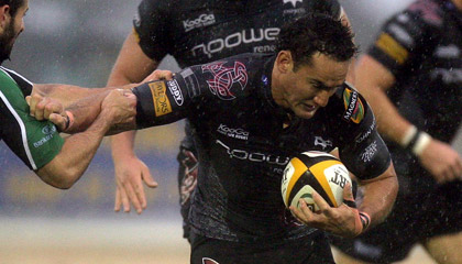 Sonny Parker in action for the Ospreys